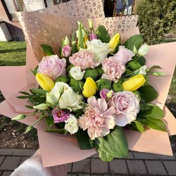 Buchet “Spring Pastel Glow”